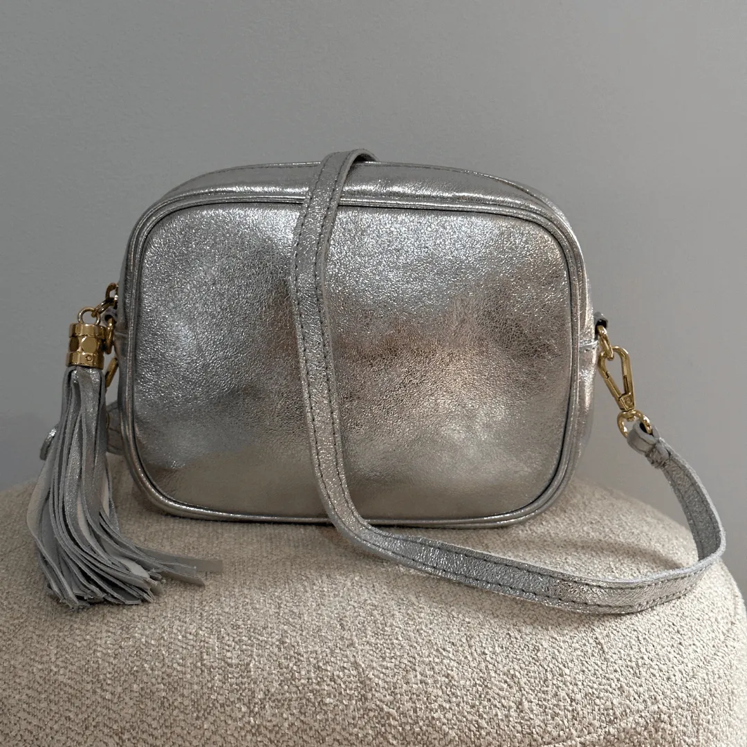 Silvia leather crossbody bag