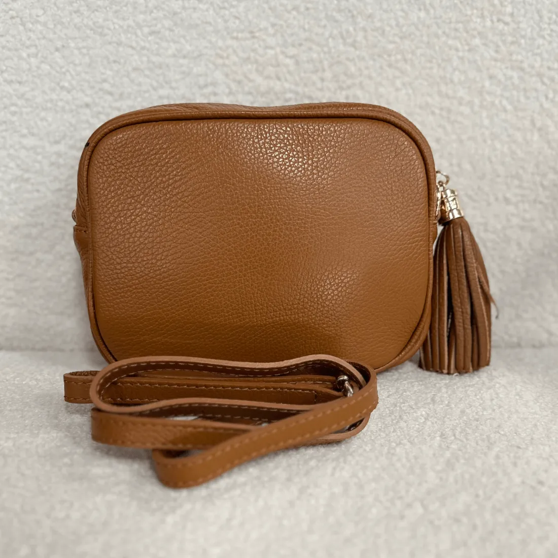 Silvia leather crossbody bag