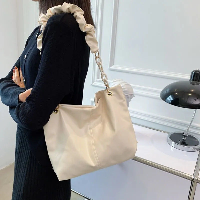 Tote Bag Underarm Shoulder Bag Female Designer Handbag Backpack Women Chain Fashion 2021 Soft PU Leather All-match High Capacity