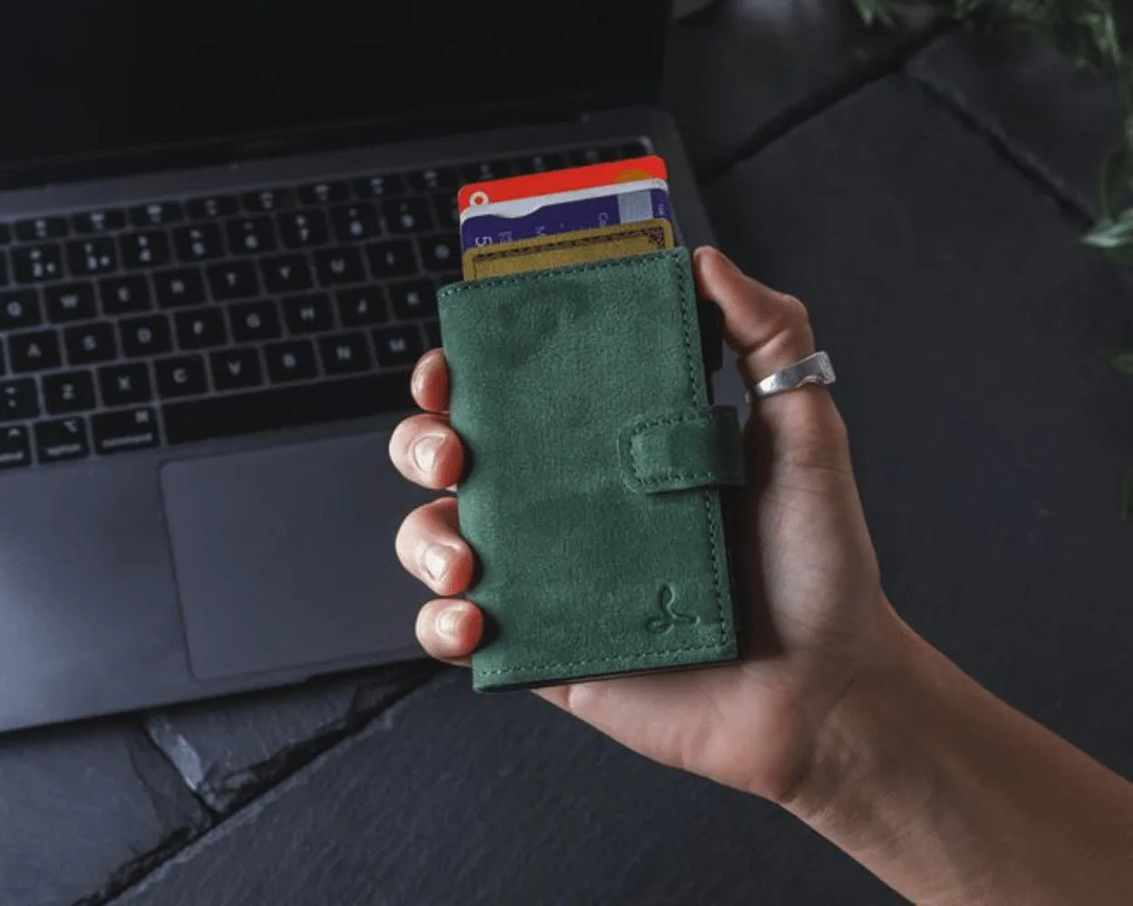 Vintage Leather Smart RFID Wallet